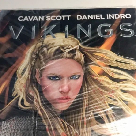 Nerd Block Variant - Titan Comics - Vikings Uprising #1 Comic Book Cover - Picture 3 of 9